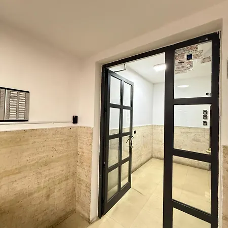 Appartamento Centre Lions Gate 13 Tirana